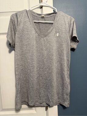 Under Armour Heather Gray V-Neck Athletic Tee